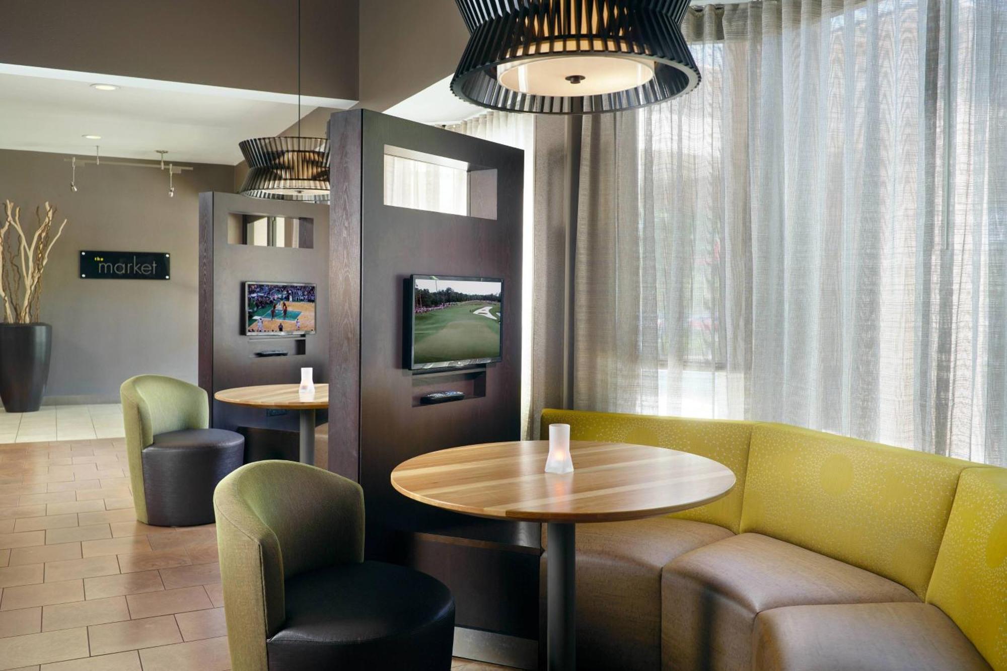 คอร์ทยาร์ด แมคอน Hotel เมคอน ภายนอก รูปภาพ