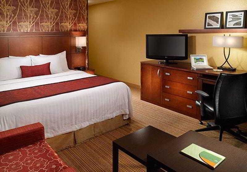 คอร์ทยาร์ด แมคอน Hotel เมคอน ห้อง รูปภาพ