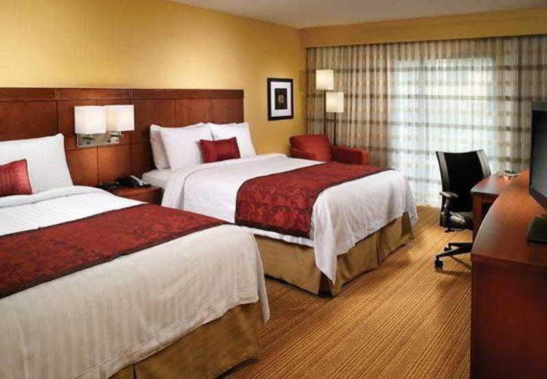 คอร์ทยาร์ด แมคอน Hotel เมคอน ภายนอก รูปภาพ