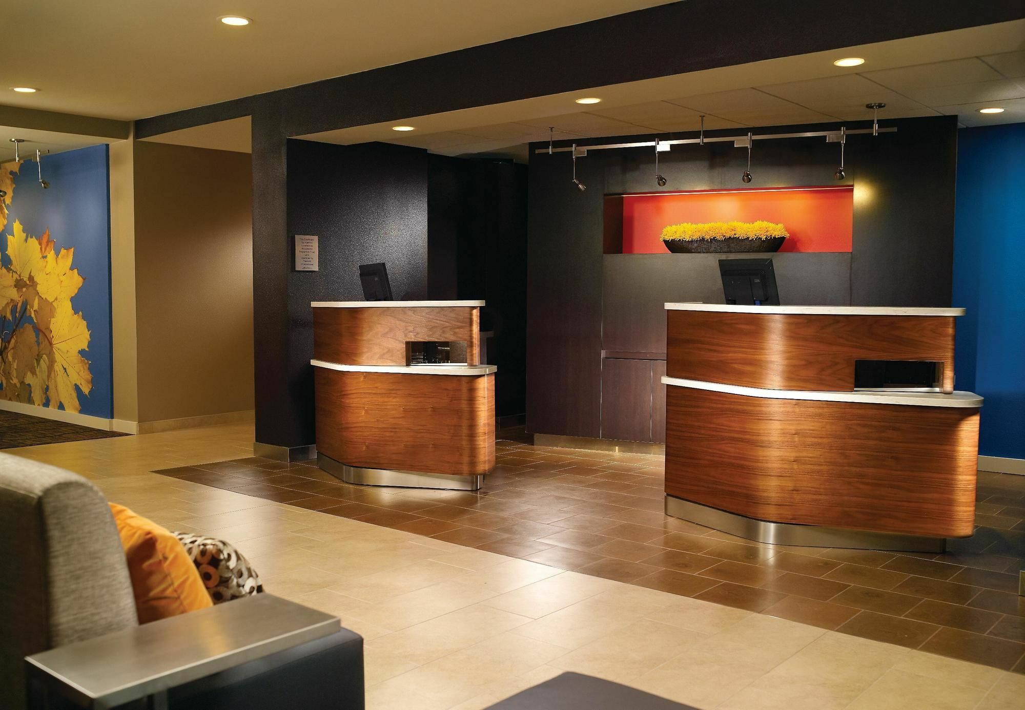 คอร์ทยาร์ด แมคอน Hotel เมคอน ภายนอก รูปภาพ