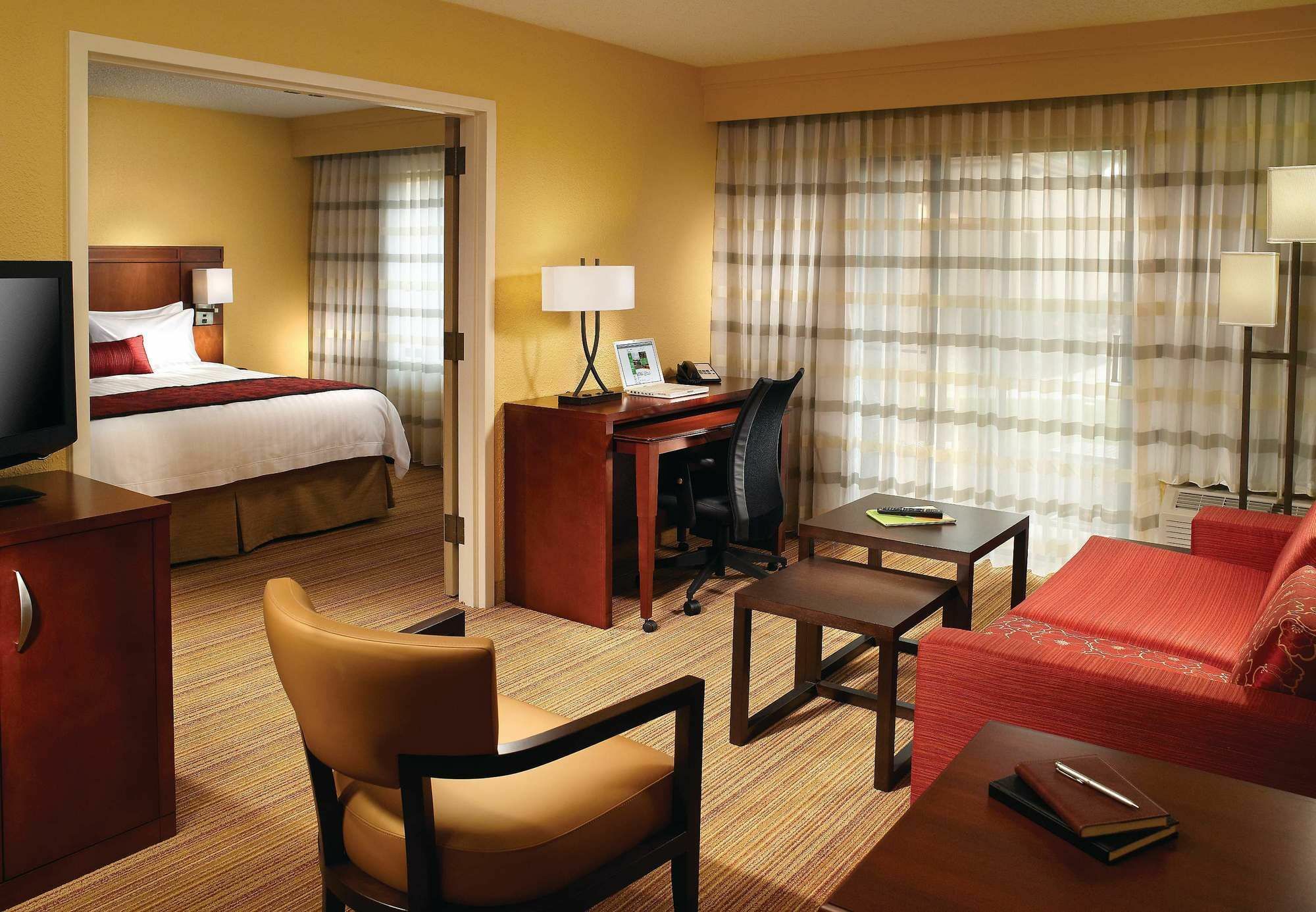 คอร์ทยาร์ด แมคอน Hotel เมคอน ภายนอก รูปภาพ