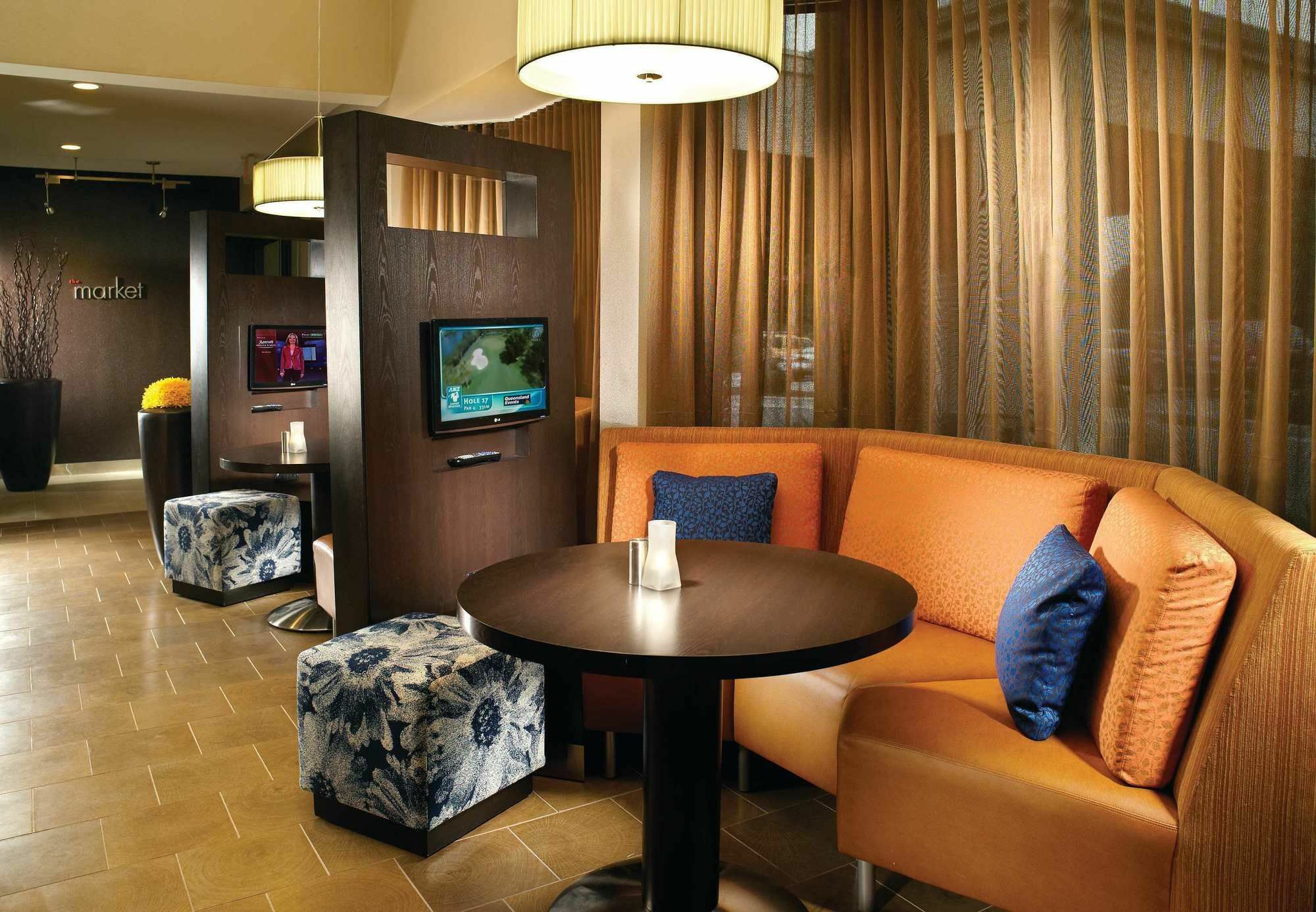 คอร์ทยาร์ด แมคอน Hotel เมคอน ภายนอก รูปภาพ